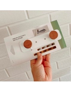 Perchero 15 Cm 2 Perillas Metal-bambu Bco-negro 302134-302135 Pcu01